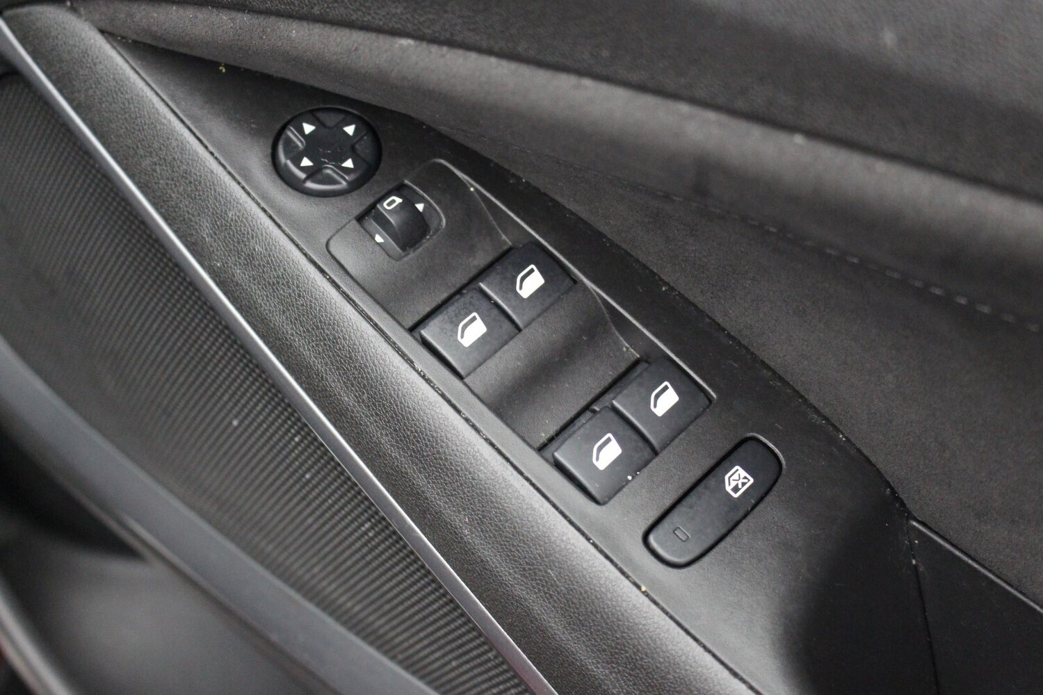 Used Vauxhall Crossland 2022 for sale - 76474850: Photo 21