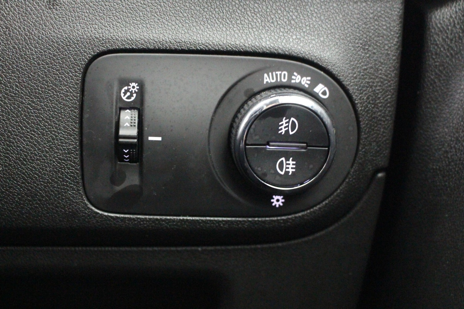 Used Vauxhall Crossland 2022 for sale - 76474850: Photo 25