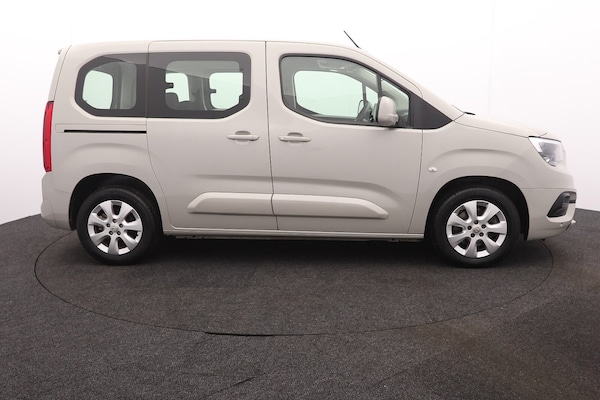 Used Vauxhall Combo Life 2020 for sale - 76229270: Photo 2