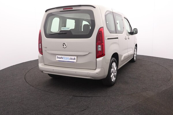 Used Vauxhall Combo Life 2020 for sale - 76229270: Photo 3