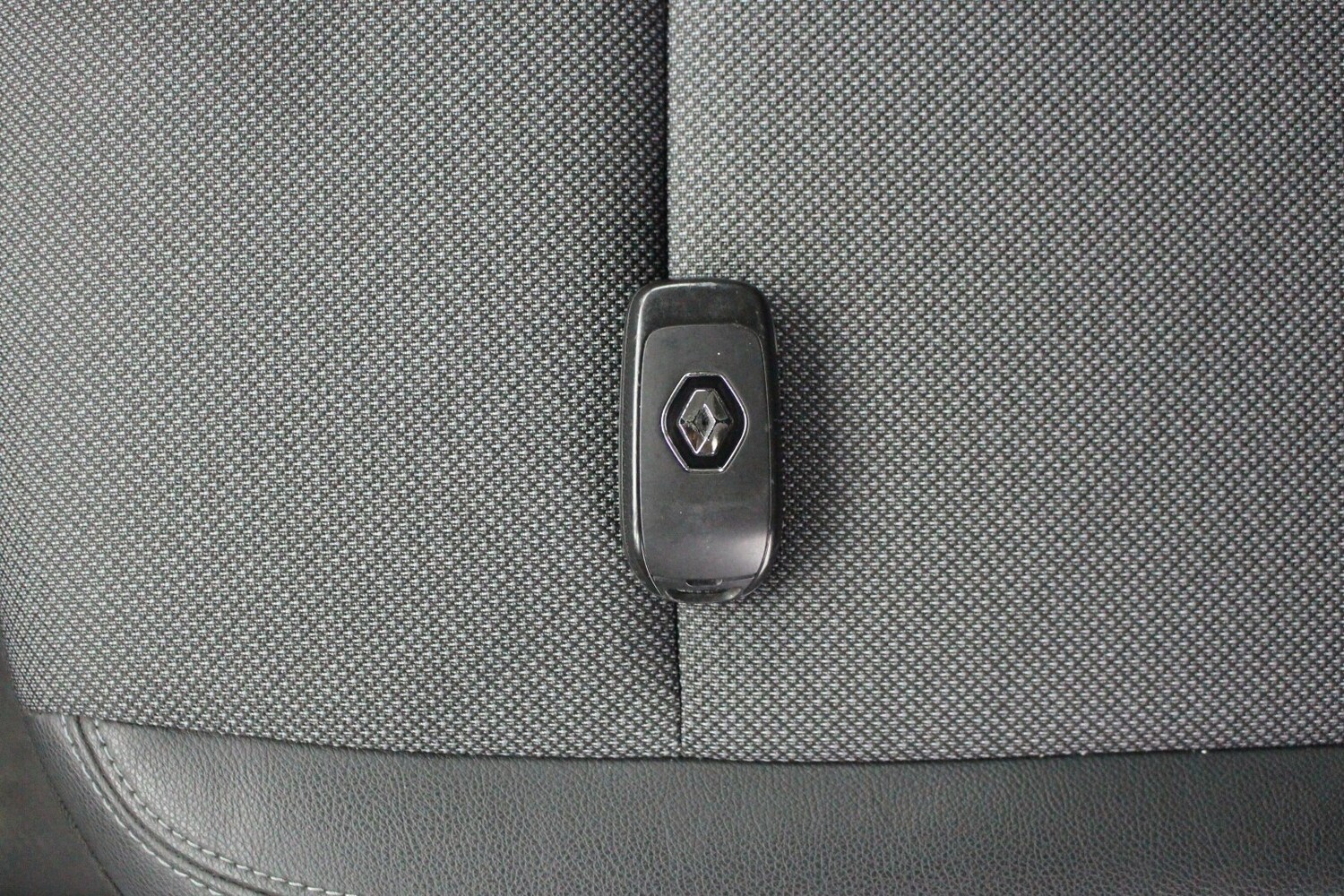 Used Renault Kangoo 2024 for sale - 76272895: Photo 32