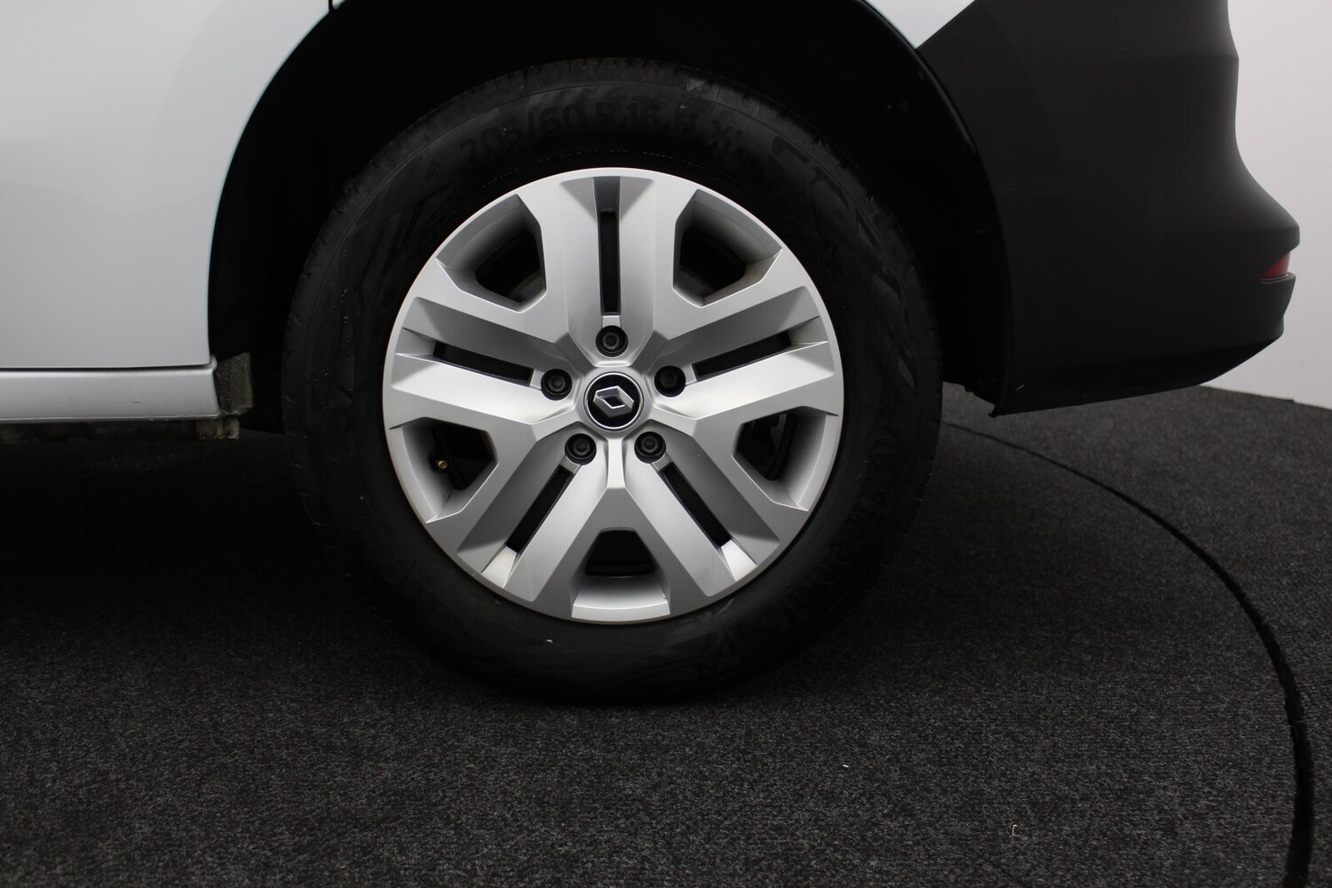 Used Renault Kangoo 2024 for sale - 76272895: Photo 39