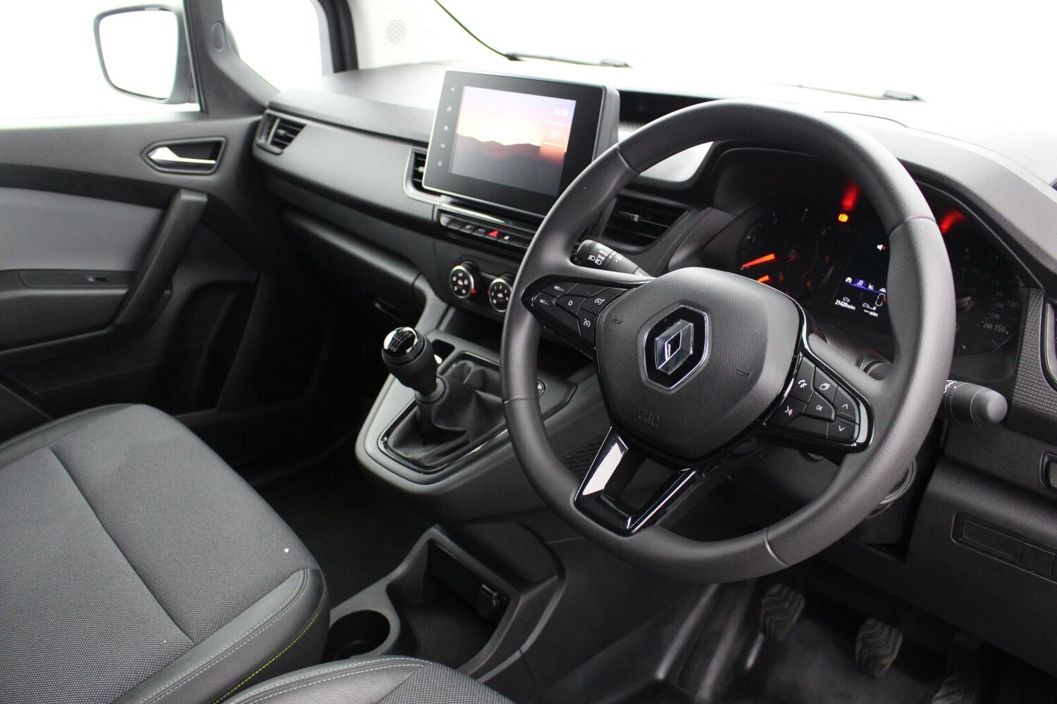 Used Renault Kangoo 2024 for sale - 76272895: Photo 8