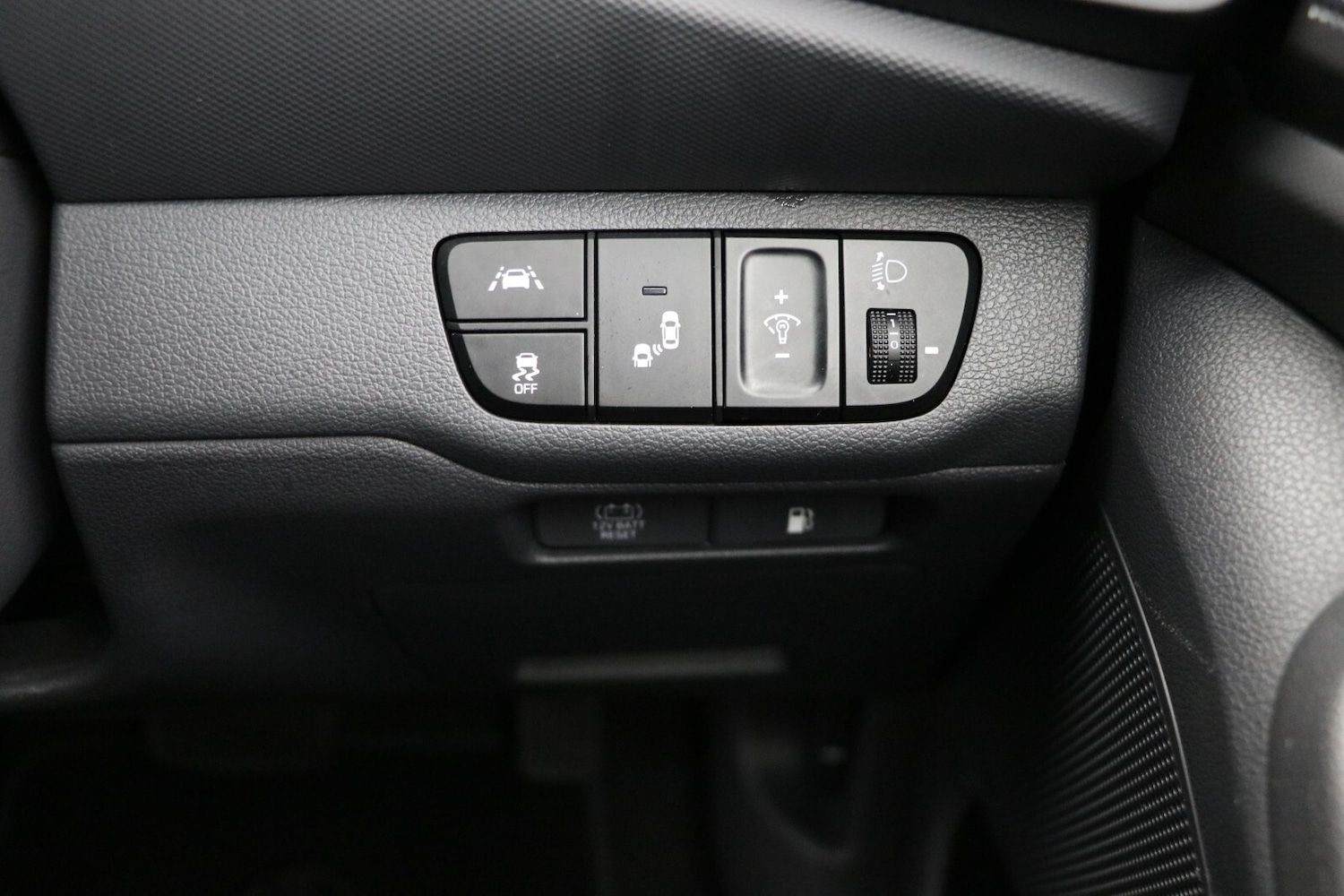 Used Hyundai IONIQ 2020 for sale - 77186312: Photo 28