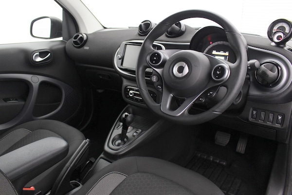 Used smart fortwo 2021 for sale - 76140321: Photo 10