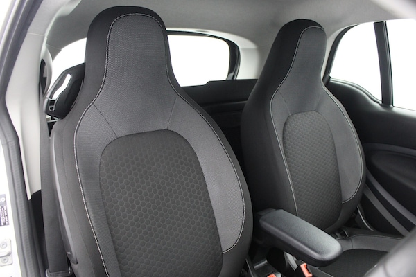 Used smart fortwo 2021 for sale - 76140321: Photo 11