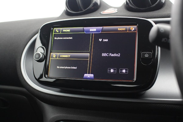 Used smart fortwo 2021 for sale - 76140321: Photo 12