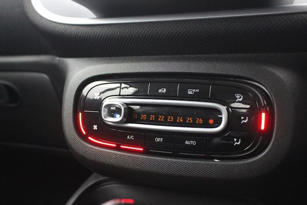 Used smart fortwo 2021 for sale - 76140321: Photo 14