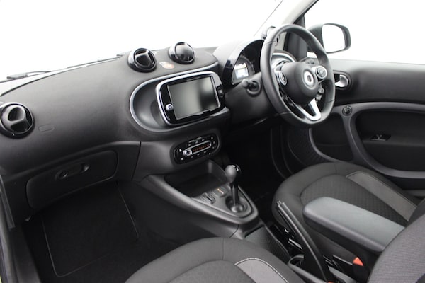 Used smart fortwo 2021 for sale - 76140321: Photo 8