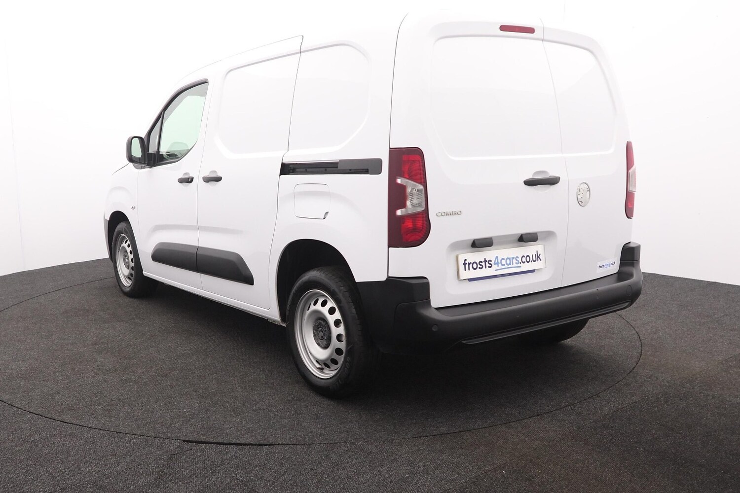 Used Vauxhall Combo 2024 for sale - 76273023: Photo 3