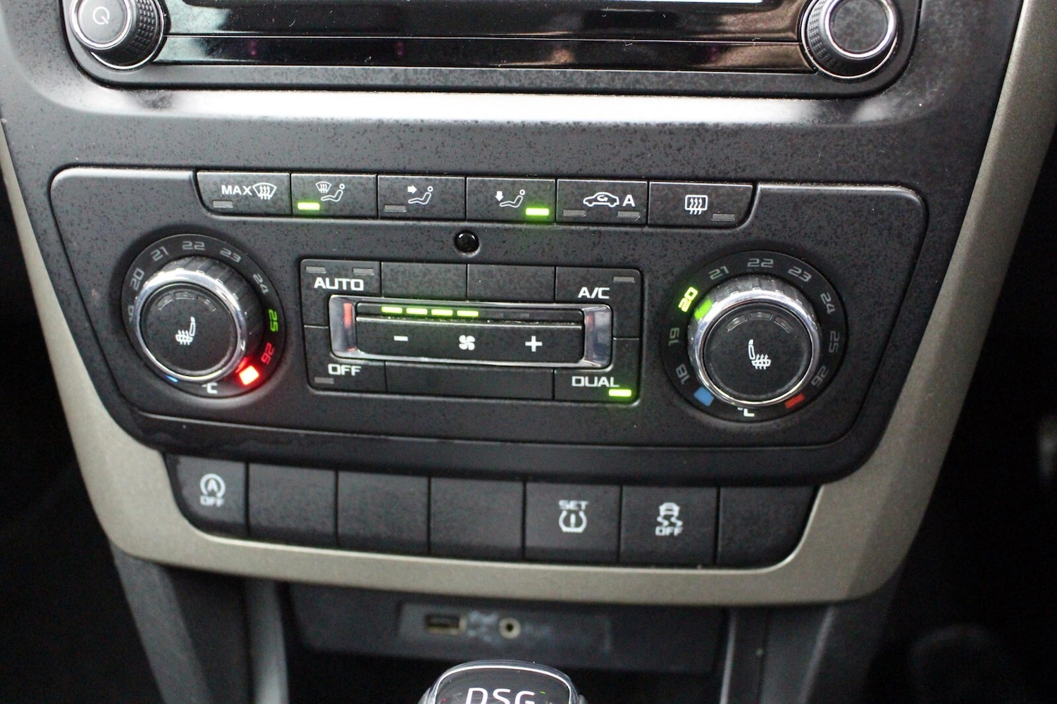 Used Skoda Yeti 2015 for sale - 76615009: Photo 15