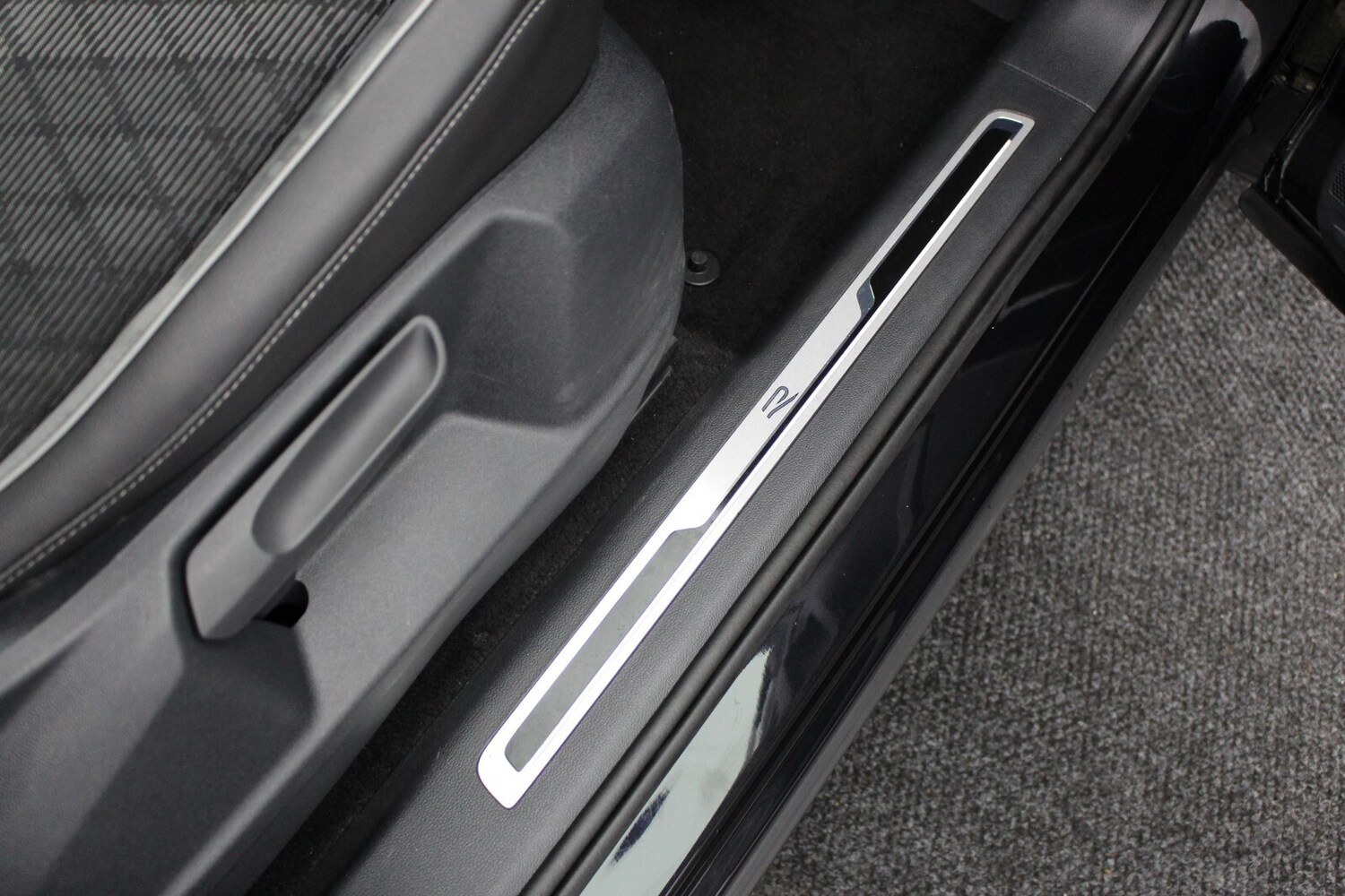 Used Volkswagen Tiguan 2023 for sale - 78117757: Photo 36