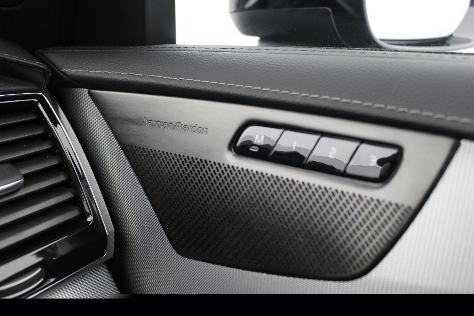 Used Volvo XC90 2023 for sale - 76410495: Photo 25