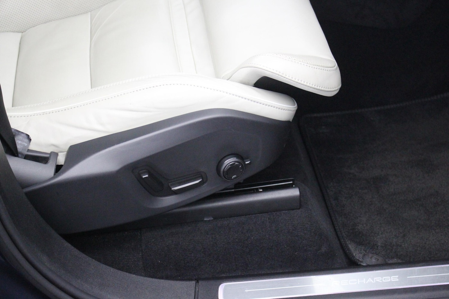 Used Volvo XC90 2023 for sale - 76410495: Photo 40