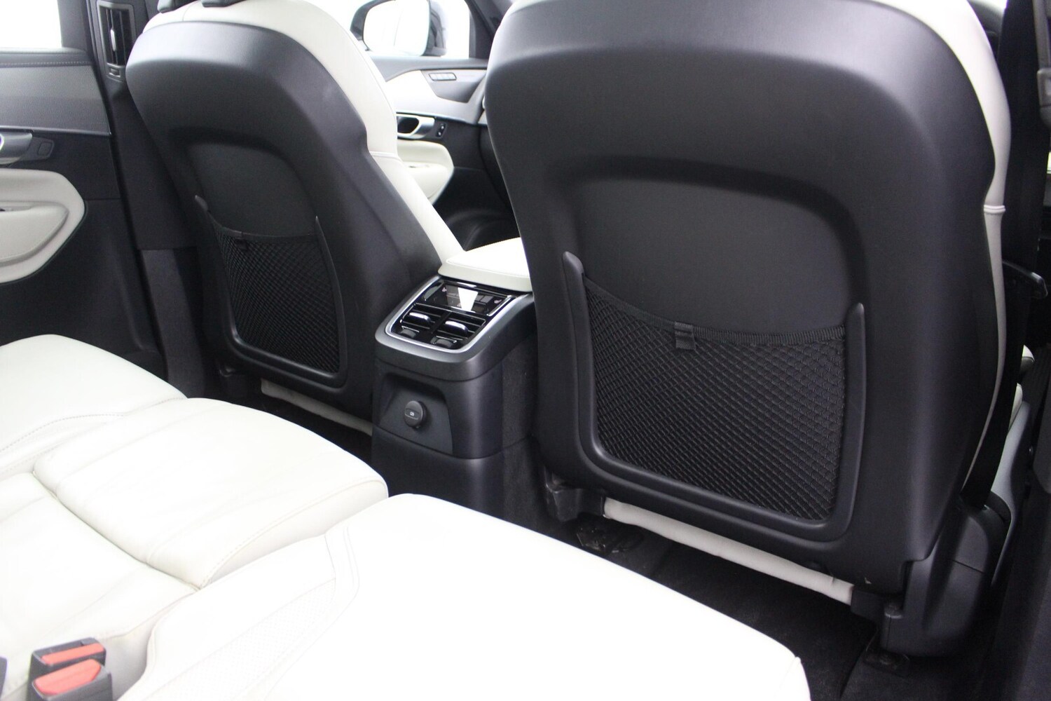Used Volvo XC90 2023 for sale - 76410495: Photo 42