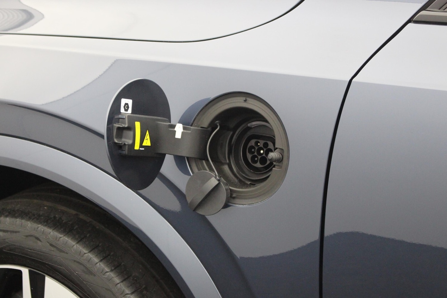 Used Volvo XC90 2023 for sale - 76410495: Photo 45