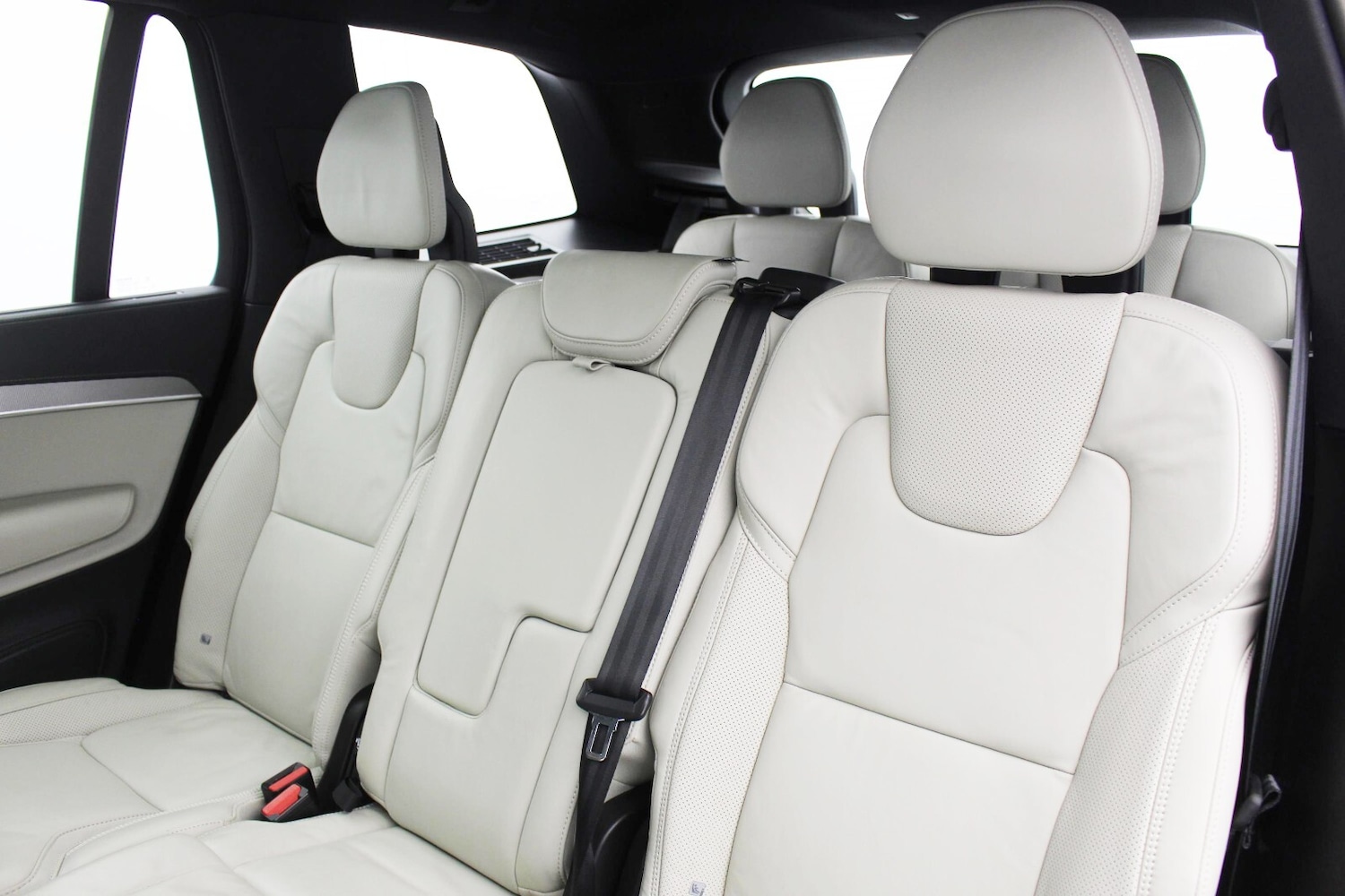 Used Volvo XC90 2023 for sale - 76410495: Photo 8