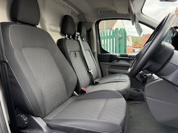 Used Ford Transit Custom 2024 for sale - 76573730: Photo