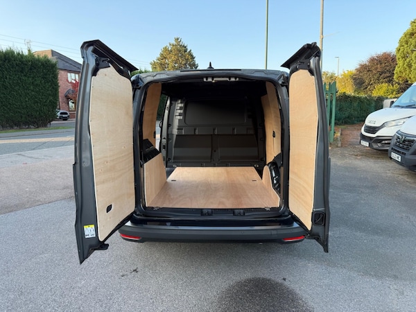 Used Volkswagen Caddy Maxi 2024 for sale - 76001846: Photo 32