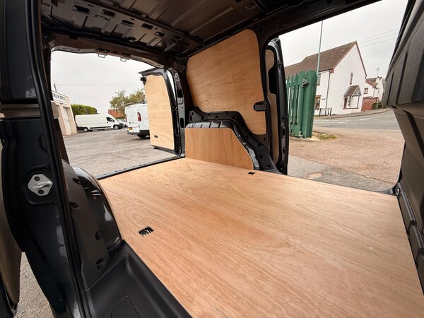 Used Volkswagen Caddy Maxi 2024 for sale - 76001846: Photo 39