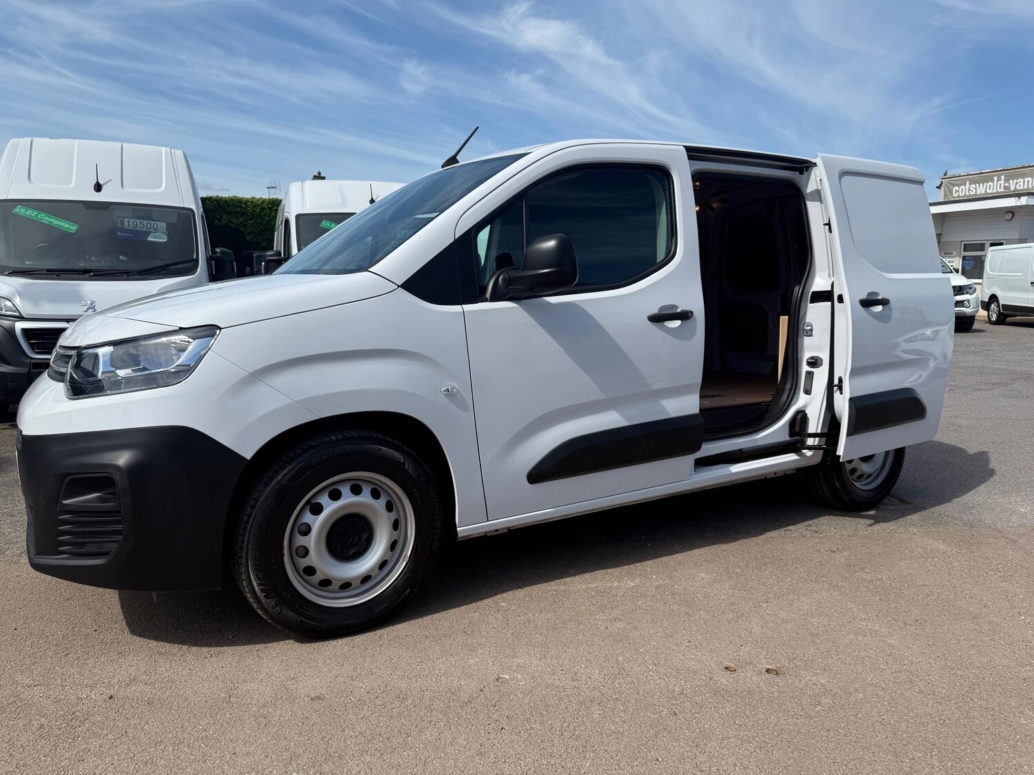 Vehicle 29