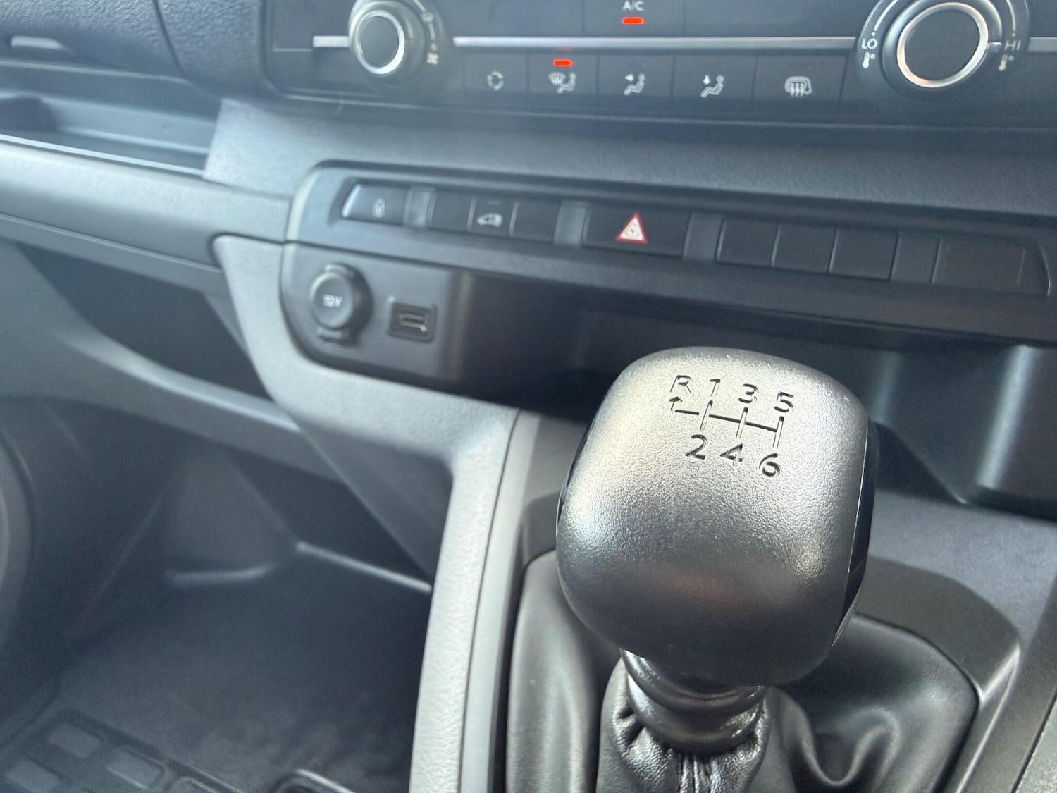 Used Peugeot Expert 2022 for sale - 78034716: Photo 24