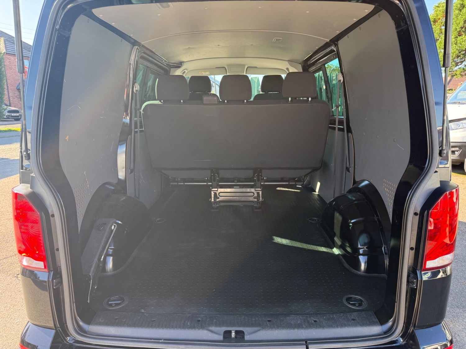 Used Volkswagen Transporter 2021 for sale - 75741725: Photo 23