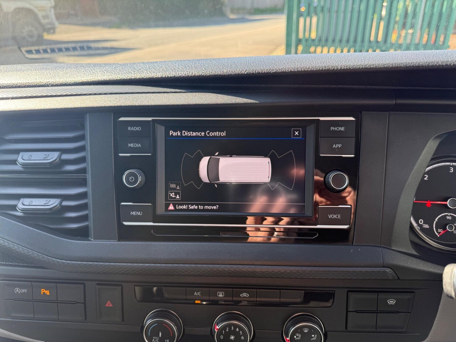 Used Volkswagen Transporter 2021 for sale - 75741725: Photo 34