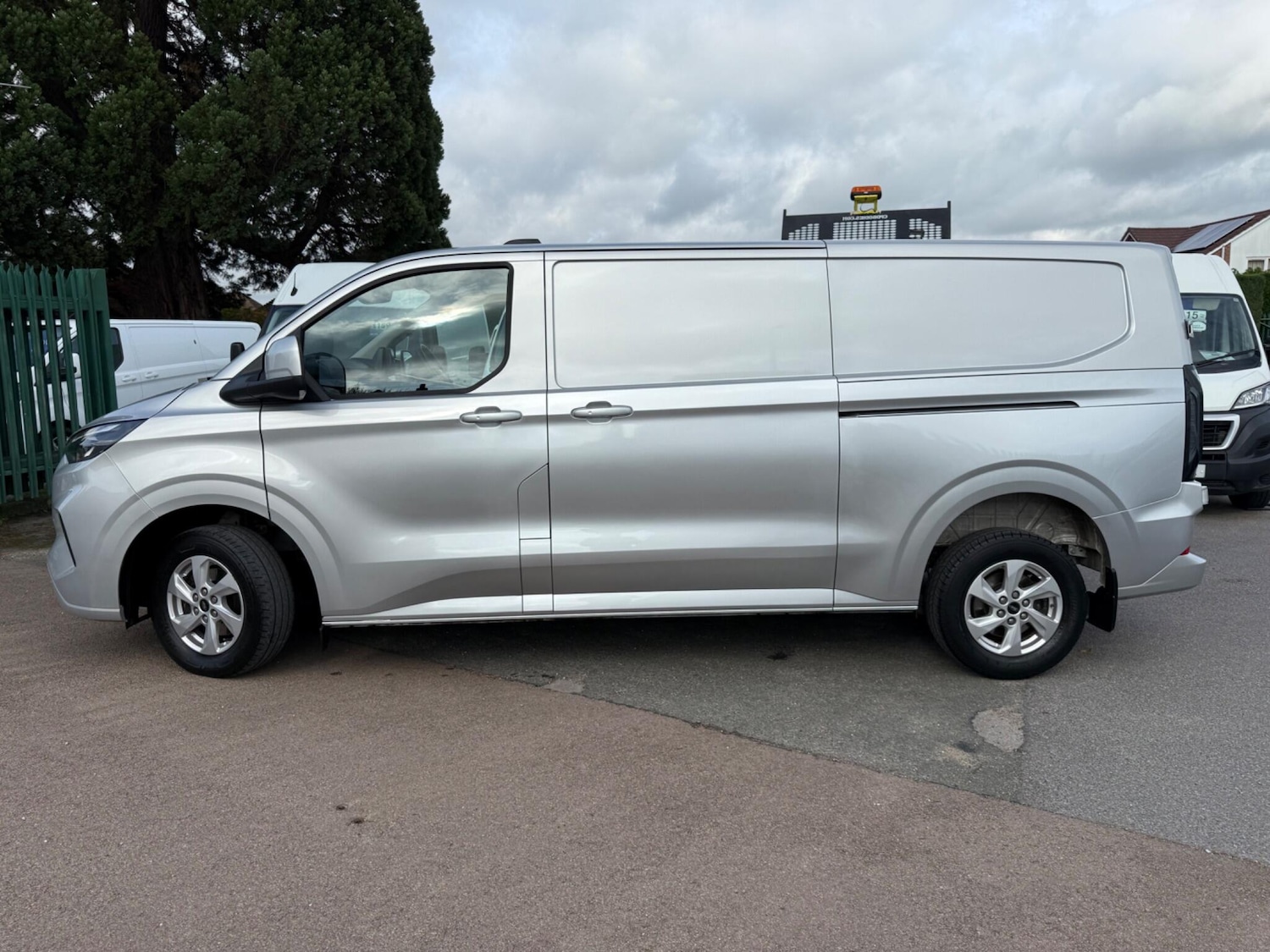 Used Ford Transit Custom 2024 for sale - 76993344: Photo 11