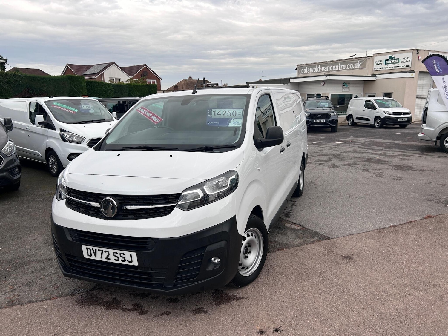 Used Vauxhall Vivaro 2022 for sale - 76484356: Photo 1