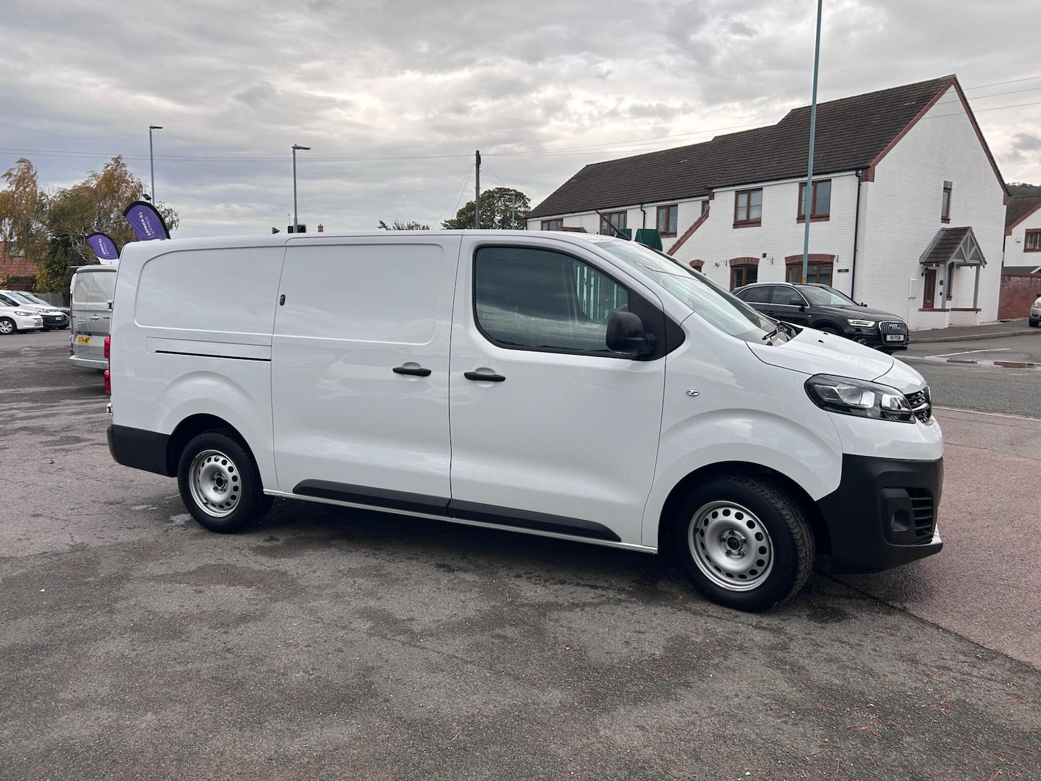 Used Vauxhall Vivaro 2022 for sale - 76484356: Photo 3