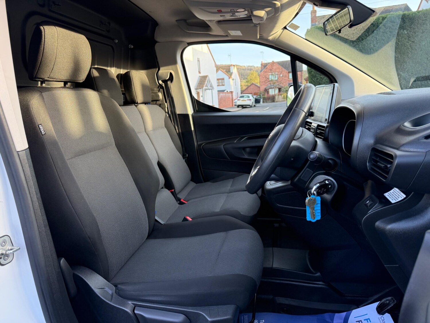 Used Toyota ProAce 2022 for sale - 77016135: Photo 27