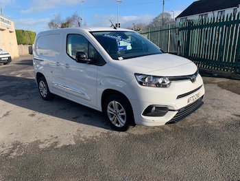 Used Toyota ProAce 2022 for sale - 77016135: Photo