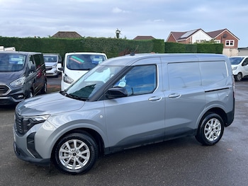 Used Ford Transit Courier 2024 for sale - 76472577: Photo