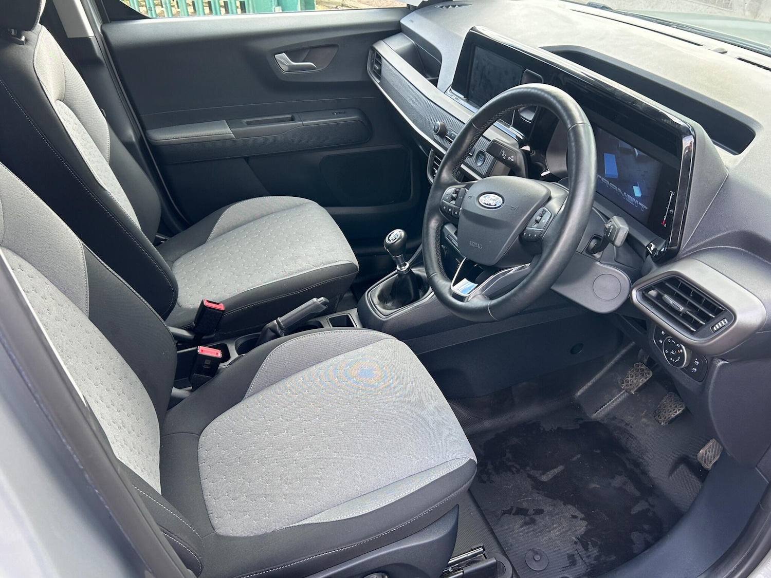 Used Ford Transit Courier 2024 for sale - 76472577: Photo 2