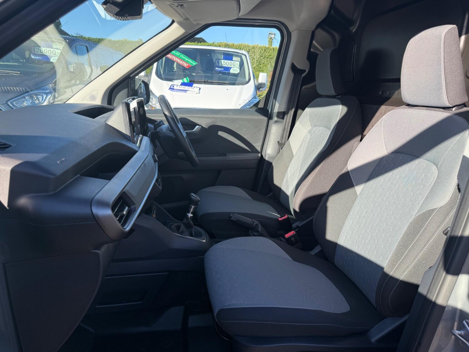 Used Ford Transit Courier 2024 for sale - 76472577: Photo 21