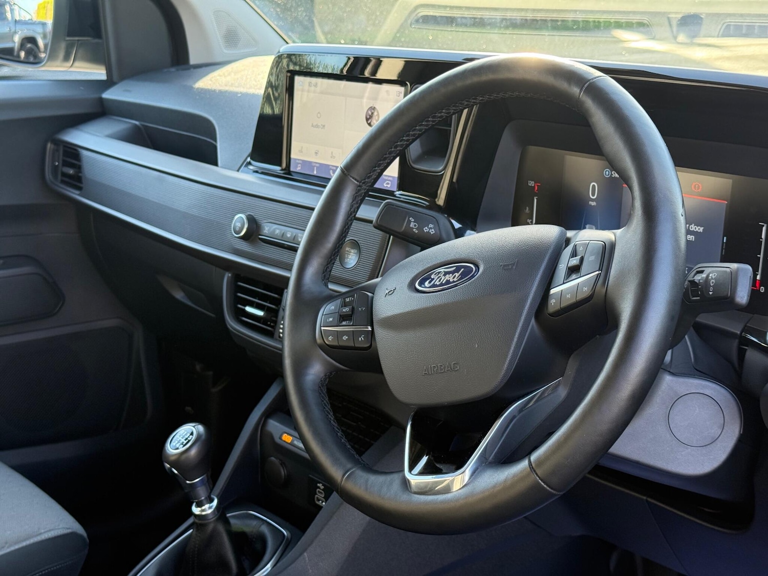 Used Ford Transit Courier 2024 for sale - 76472577: Photo 23