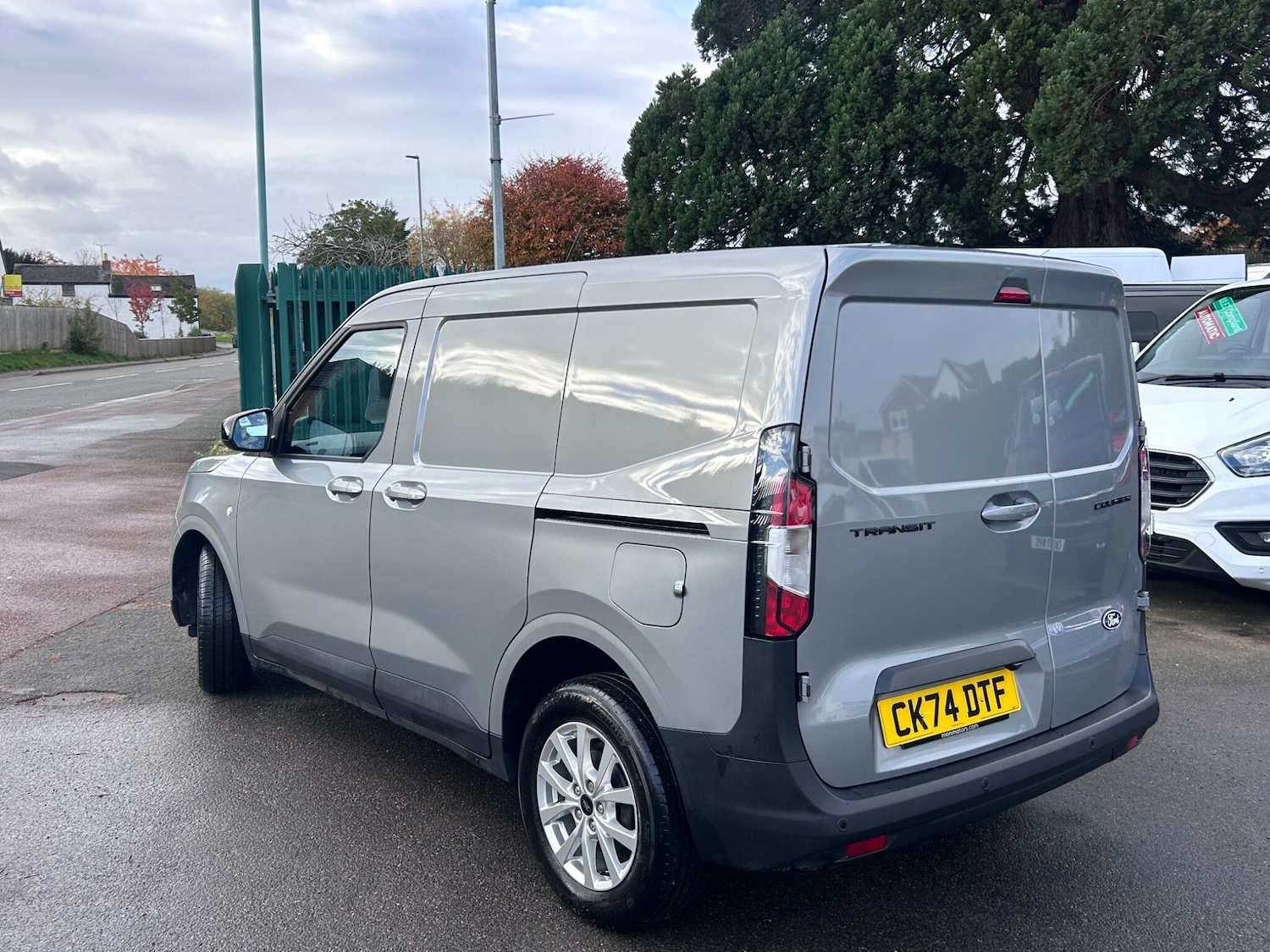 Used Ford Transit Courier 2024 for sale - 76472577: Photo 9
