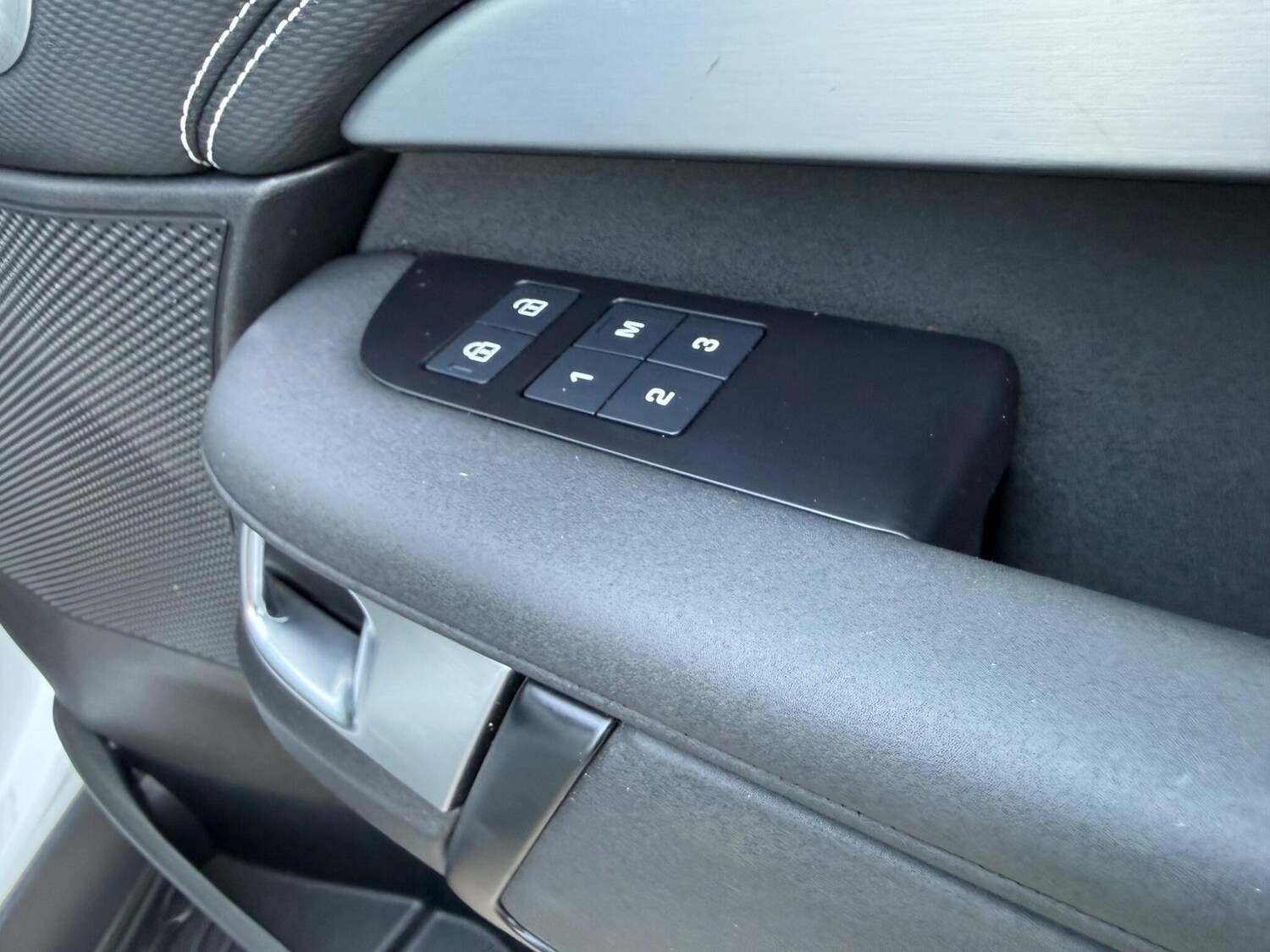 Used Land Rover Discovery for sale - 78115189: Photo 29