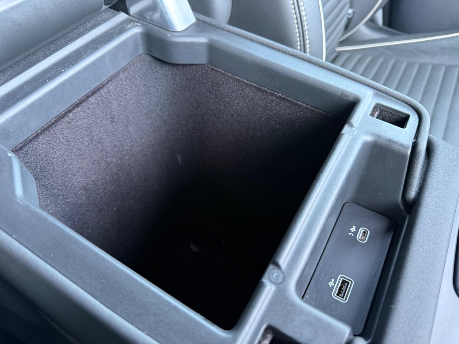 Used Land Rover Discovery for sale - 78115189: Photo 37