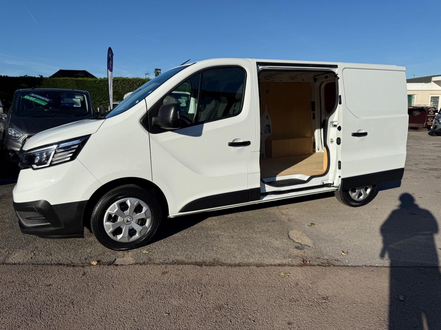Used Renault Trafic 2023 for sale - 76473614: Photo 43