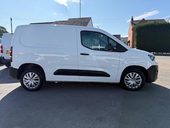 Used Peugeot Partner 2022 for sale - 75563100: Photo