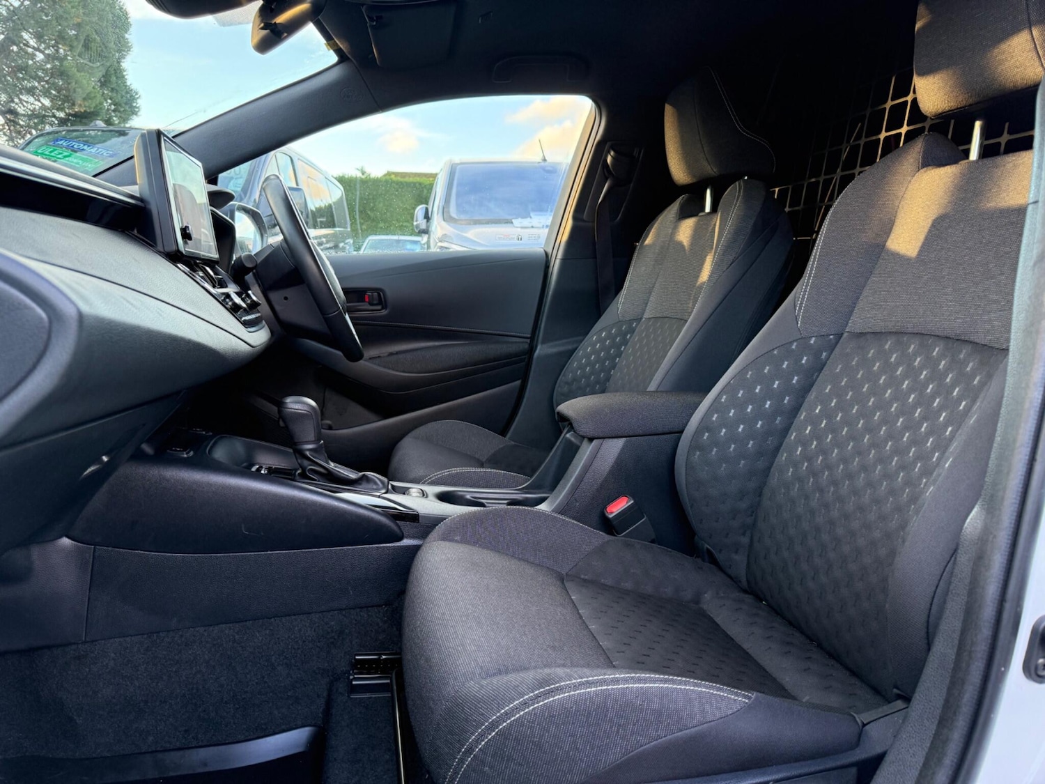 Used Toyota Corolla 2024 for sale - 77358544: Photo 11