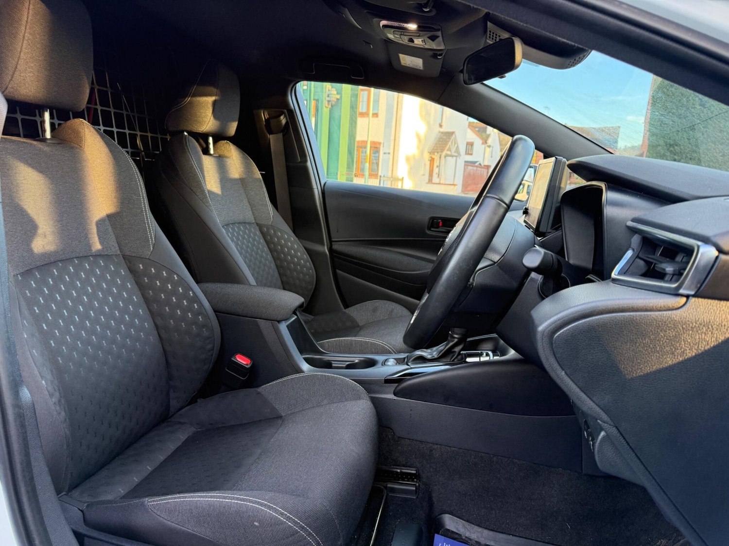 Used Toyota Corolla 2024 for sale - 77358544: Photo 2