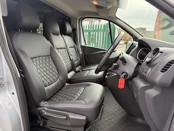 Used Vauxhall Vivaro 2018 for sale - 78245459: Photo