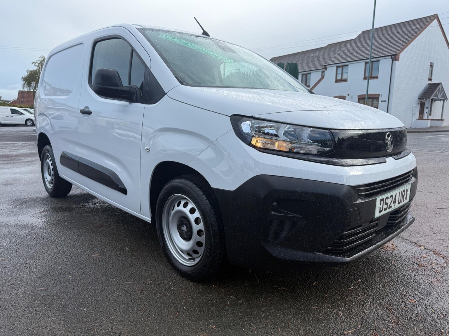Used Vauxhall Combo 2024 for sale - 76227886: Photo 5