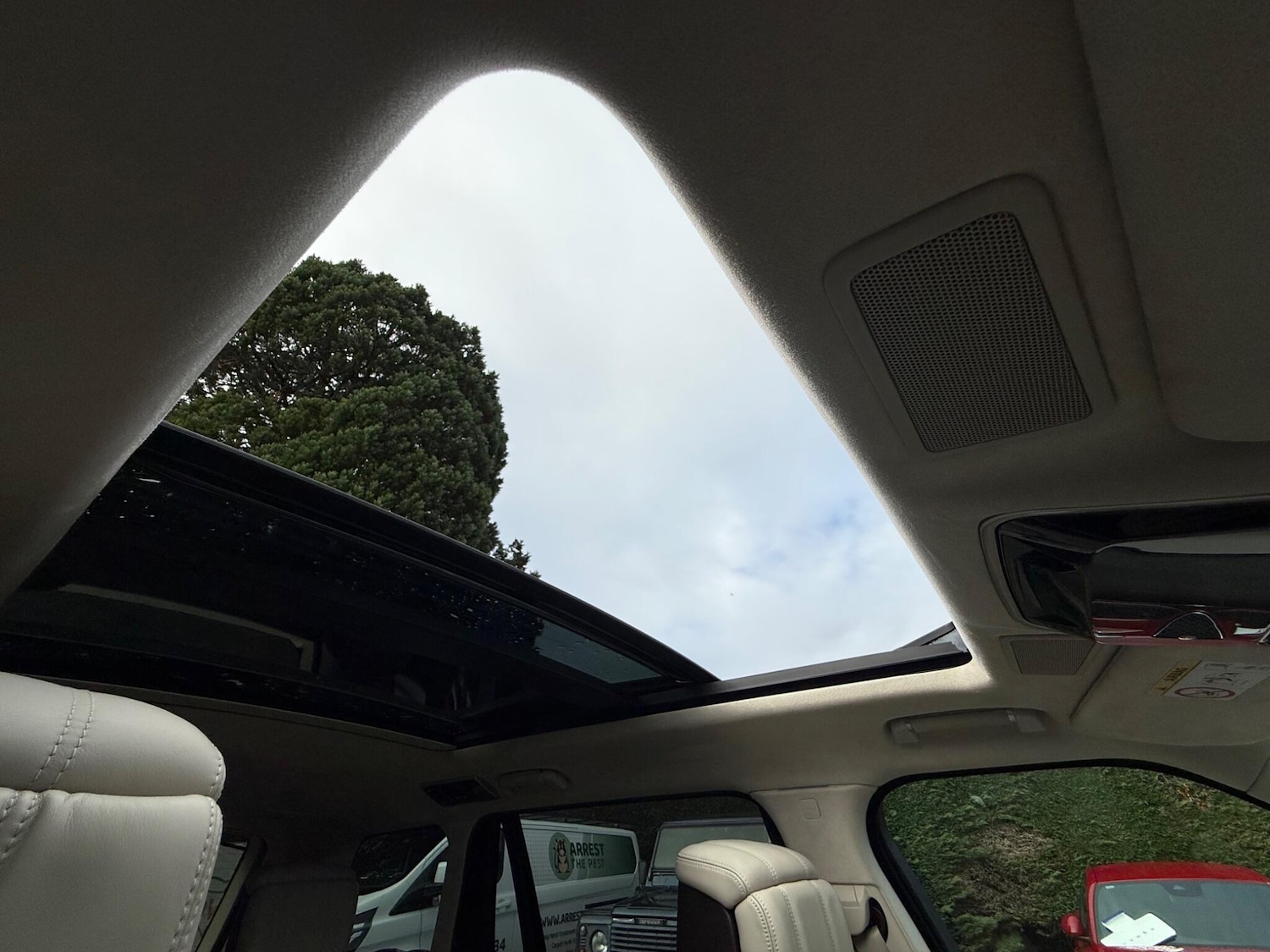 Used Land Rover Range Rover 2019 for sale - 76561662: Photo 8