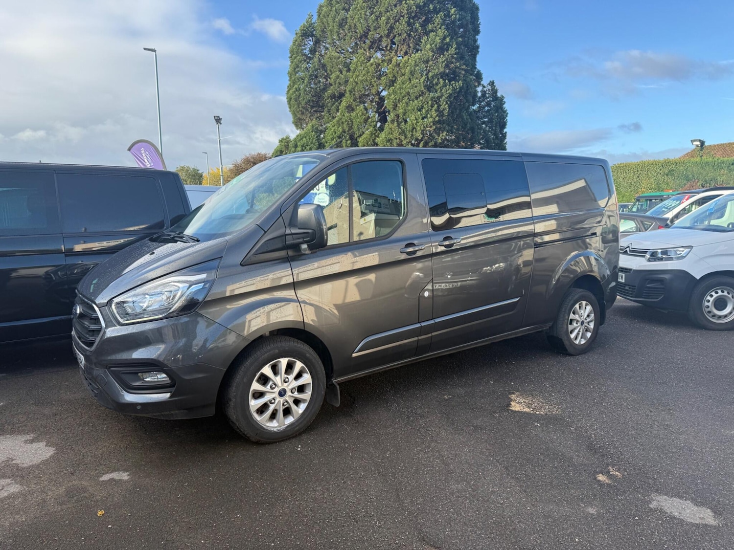 Used Ford Transit Custom 2022 for sale - 76371044: Photo 1