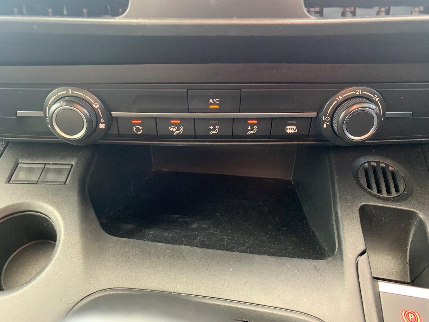 Used Vauxhall Combo 2020 for sale - 77015842: Photo 4