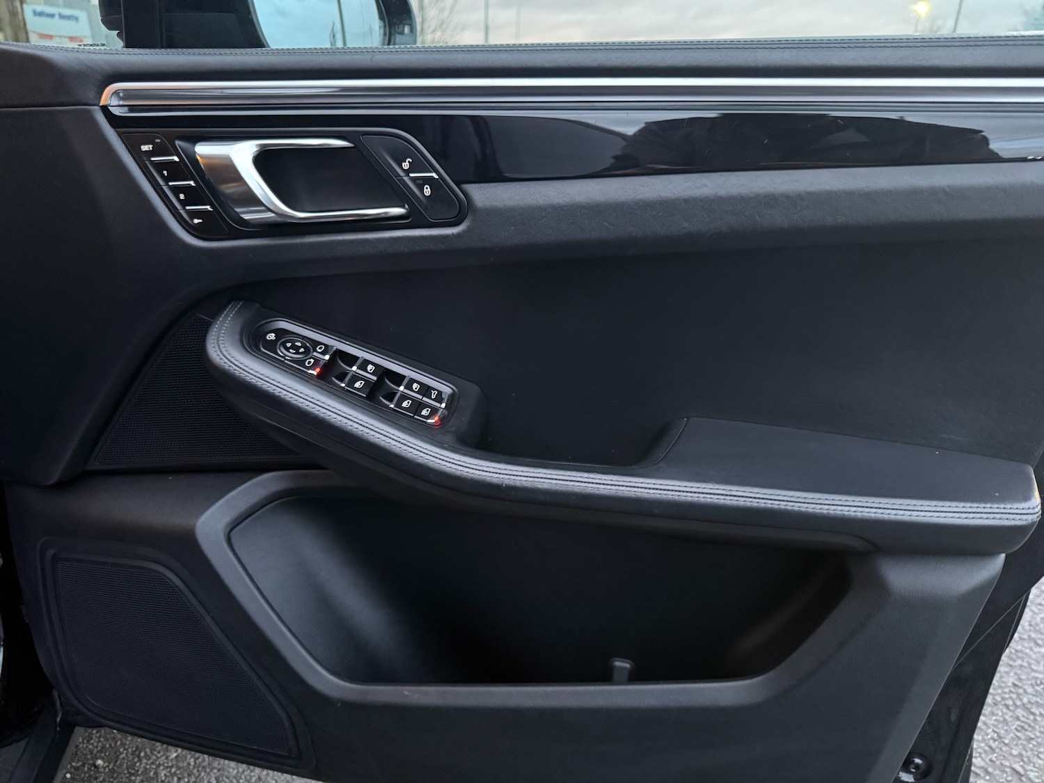 Used Porsche Macan 2015 for sale - 77277093: Photo 13